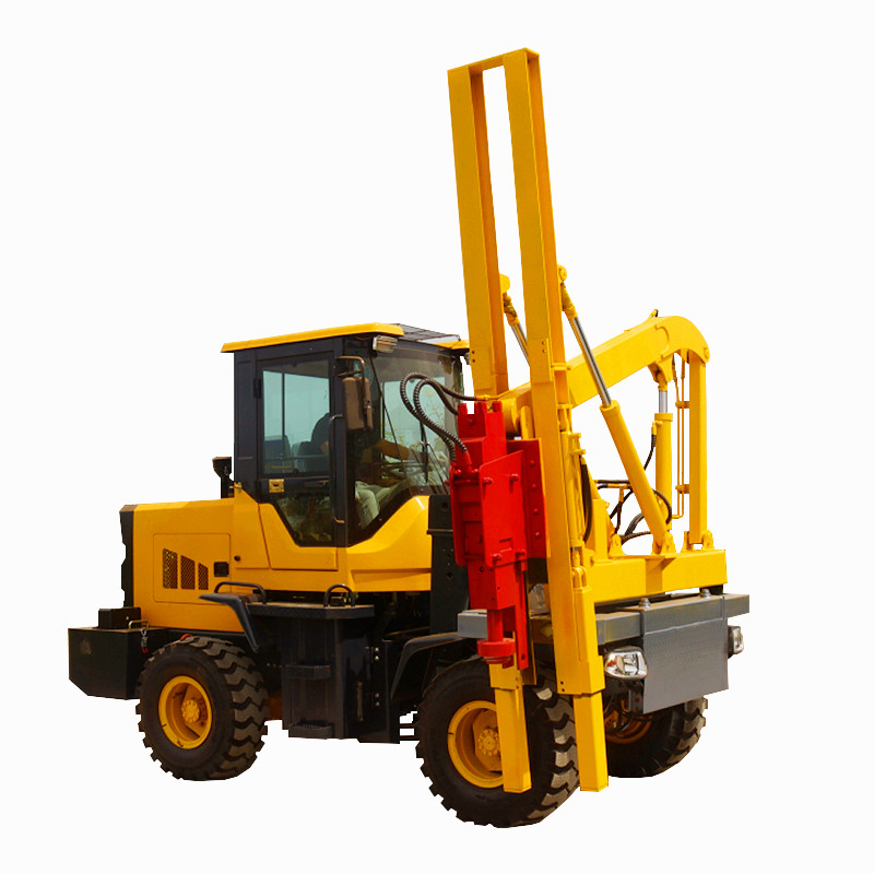 宏潤(rùn)高速公路護(hù)欄打樁機(jī)工作前注意事項(xiàng)？