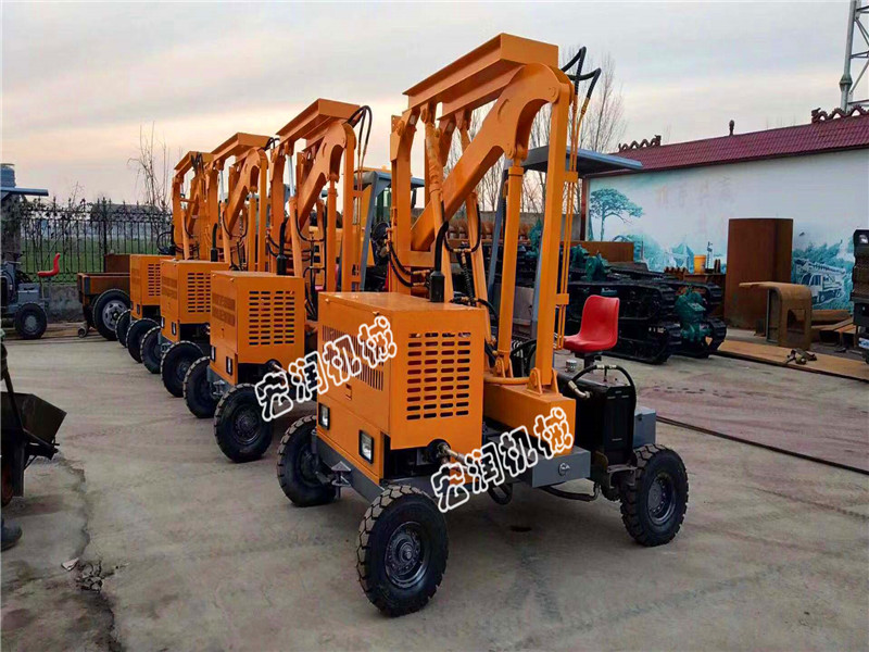 宏潤(rùn)機(jī)械小型護(hù)欄鉆孔機(jī)發(fā)往四川宜賓