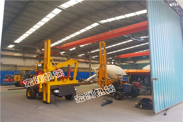 宏潤(rùn)高速護(hù)欄鉆孔機(jī)河南施工中