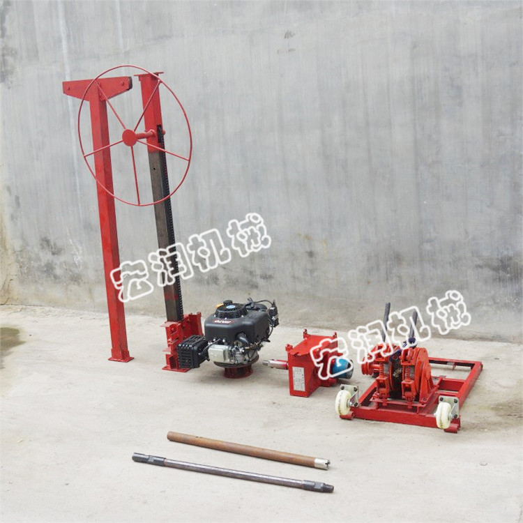 廠(chǎng)家生產(chǎn)汽油取芯機(jī)，戶(hù)外取芯勘探鉆機(jī)