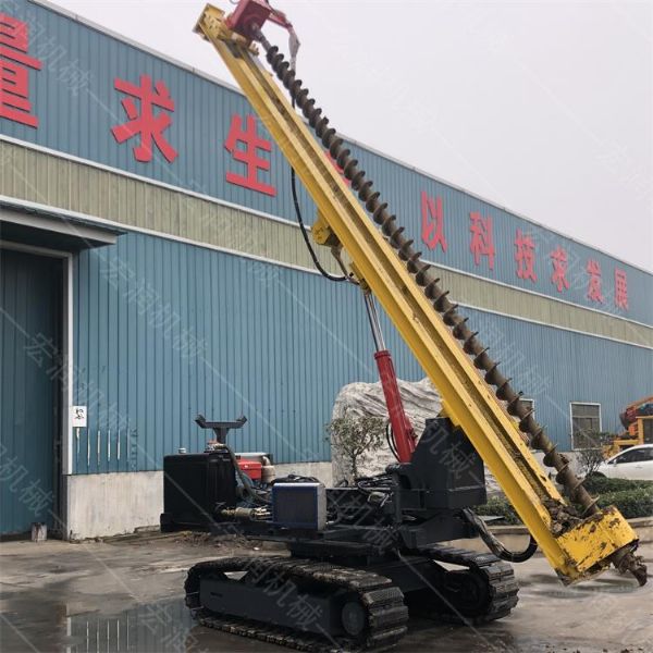 直銷光伏履帶鉆孔機，螺旋光伏鉆孔機